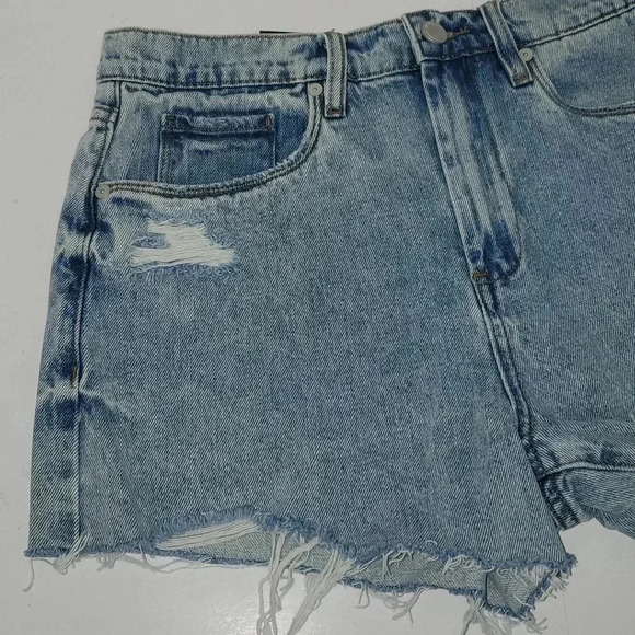 Blank NYC "The Barrow" Distressed Acid Wash Vintage High Rise Denim Short NWT - Picture 6 of 12